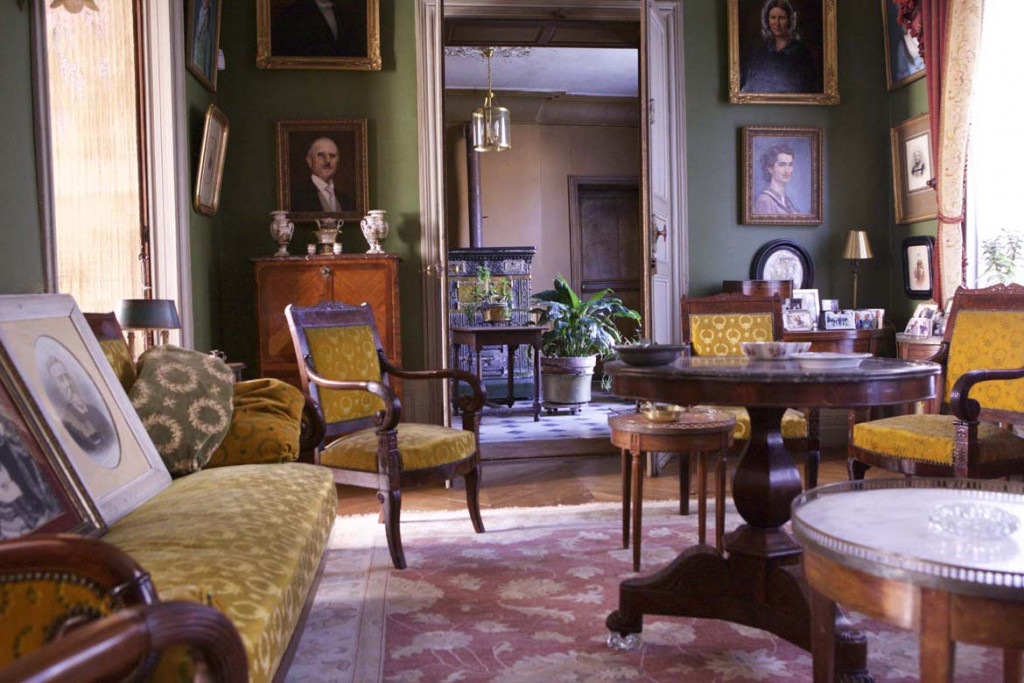 Maison bourgeoise 19ème siècle en Ile de France , lieu de tournage ...