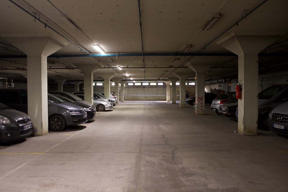 Bureaux vides pour décor de commissariat en ile de France.