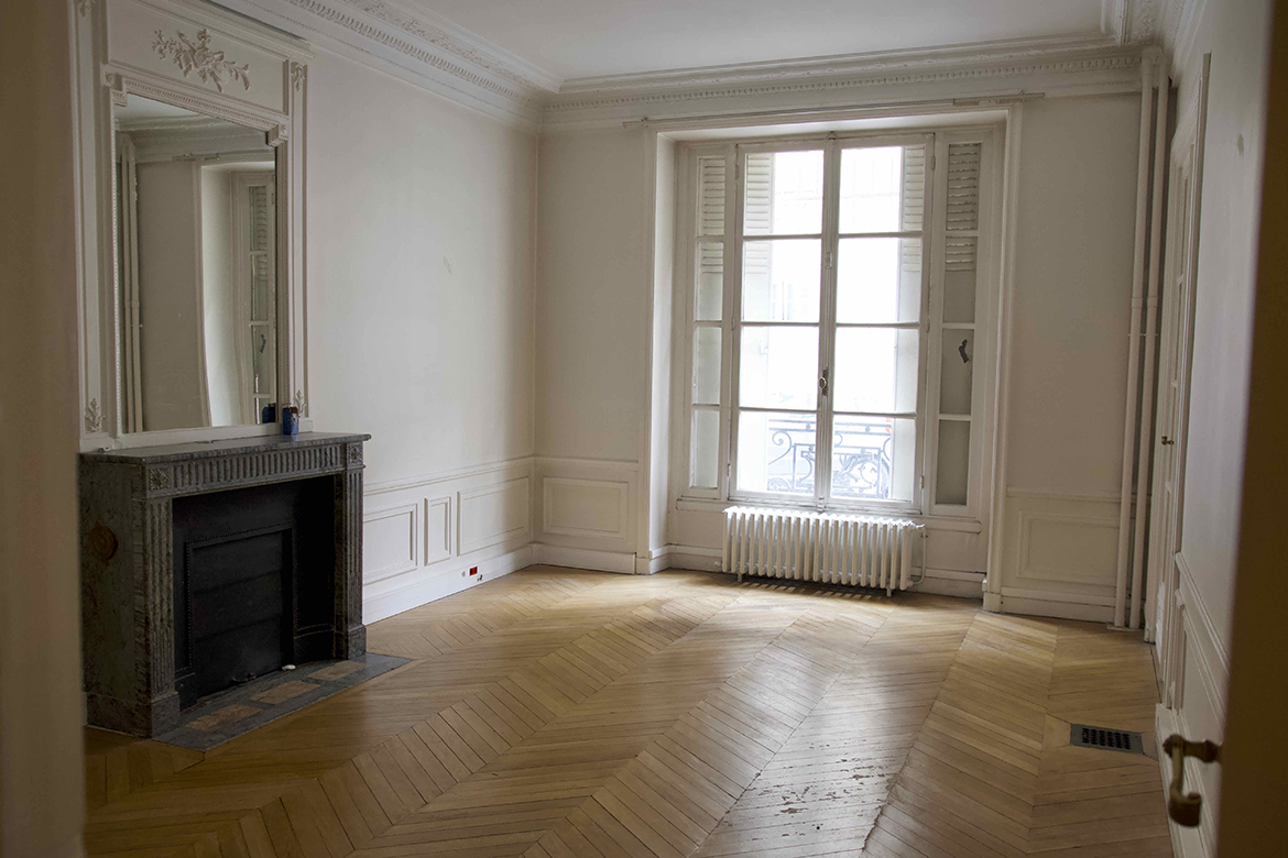 Appartement vide RDC Paris
