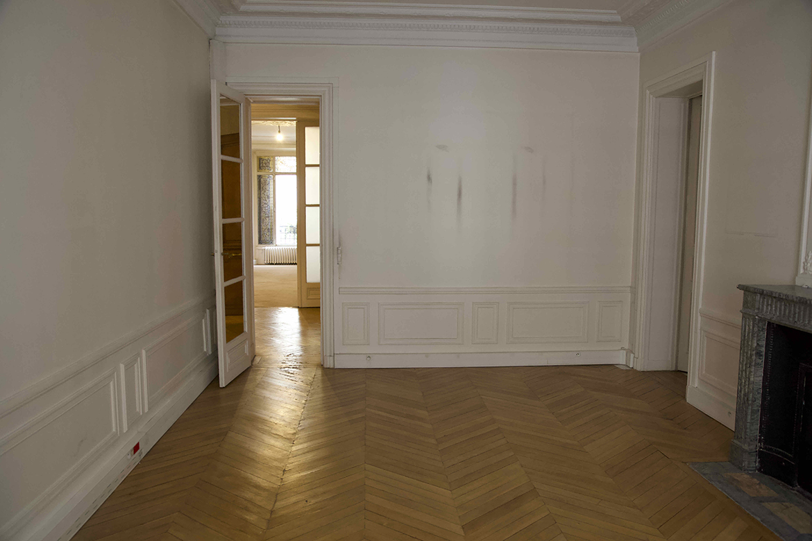 Appartement vide RDC Paris