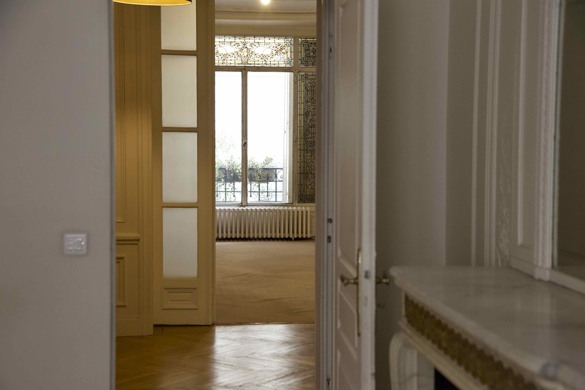 Appartement vide RDC Paris