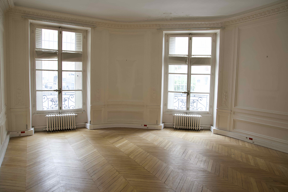 Appartement vide RDC Paris
