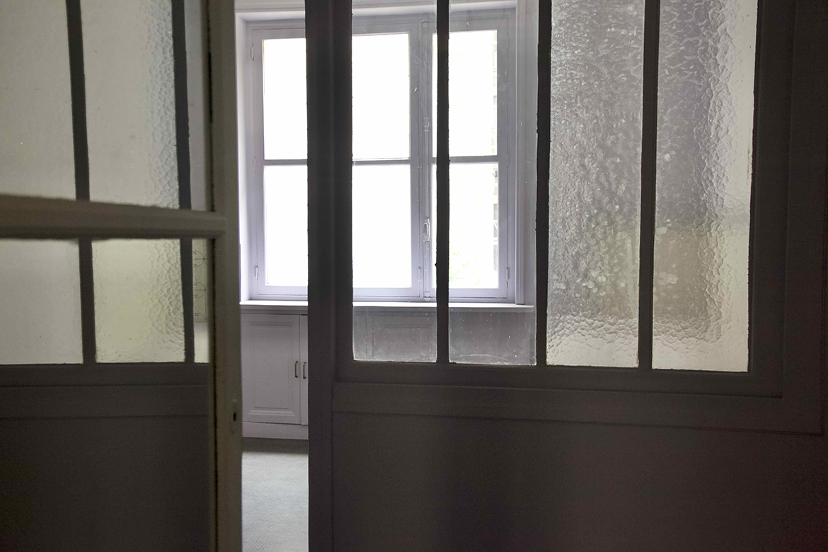 Appartement vide 1er étage Paris