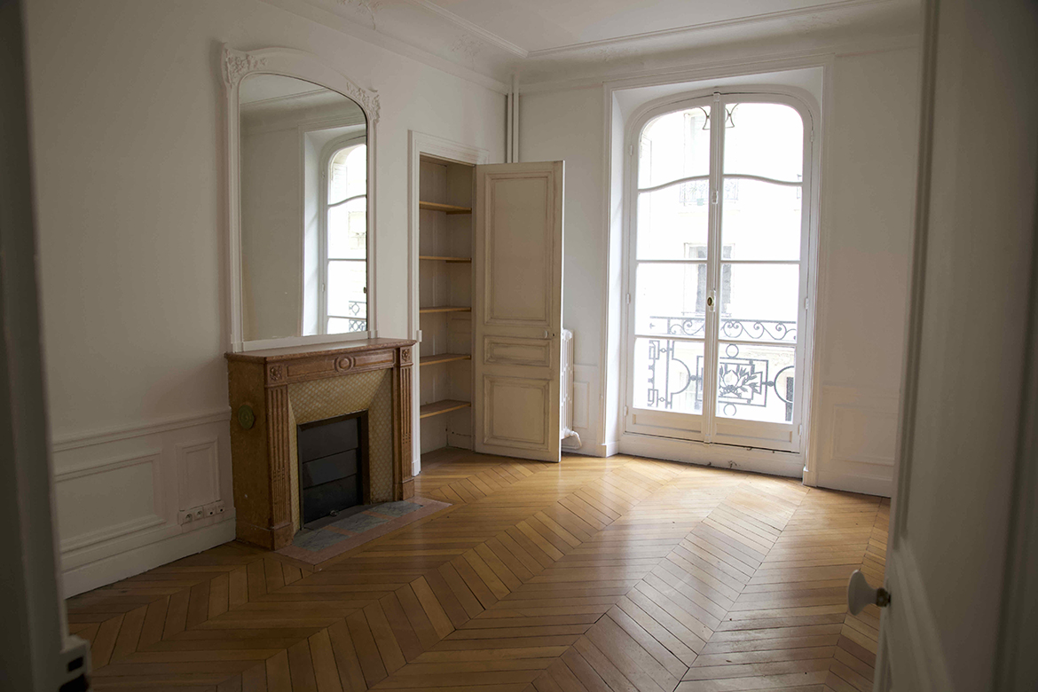 Appartement vide 1er étage Paris