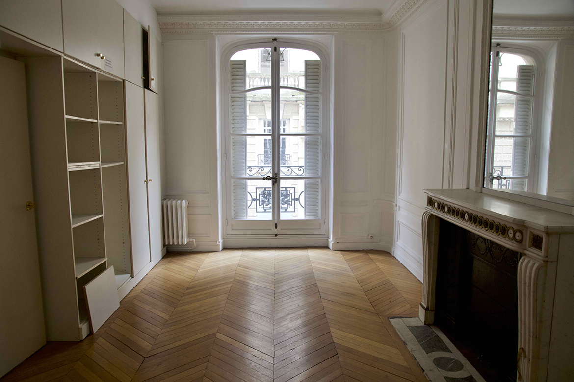 Appartement vide 1er étage Paris