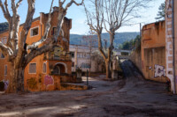 Les papeteries de Malaucène, au pied du mont Ventoux