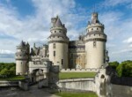 Château de Pierrefonds, façade sud-ouest, entrée du château