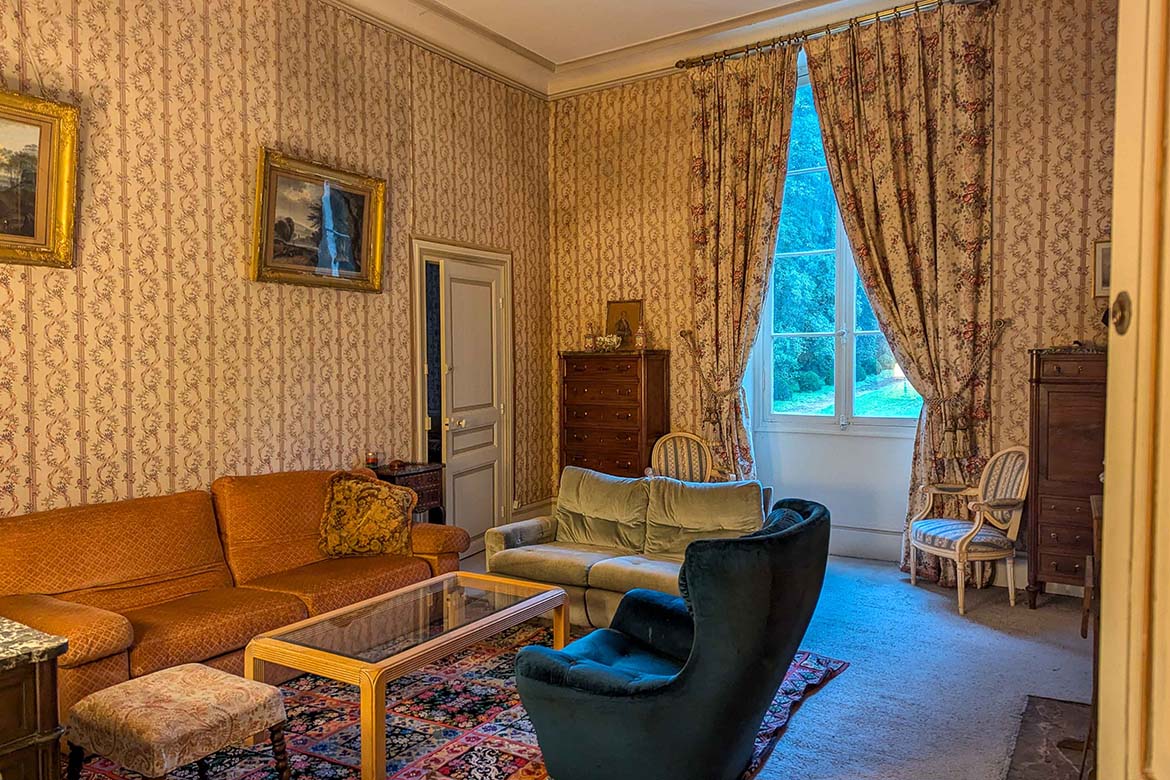 Château du XVIIIème siècle pour tournage en Ile de France