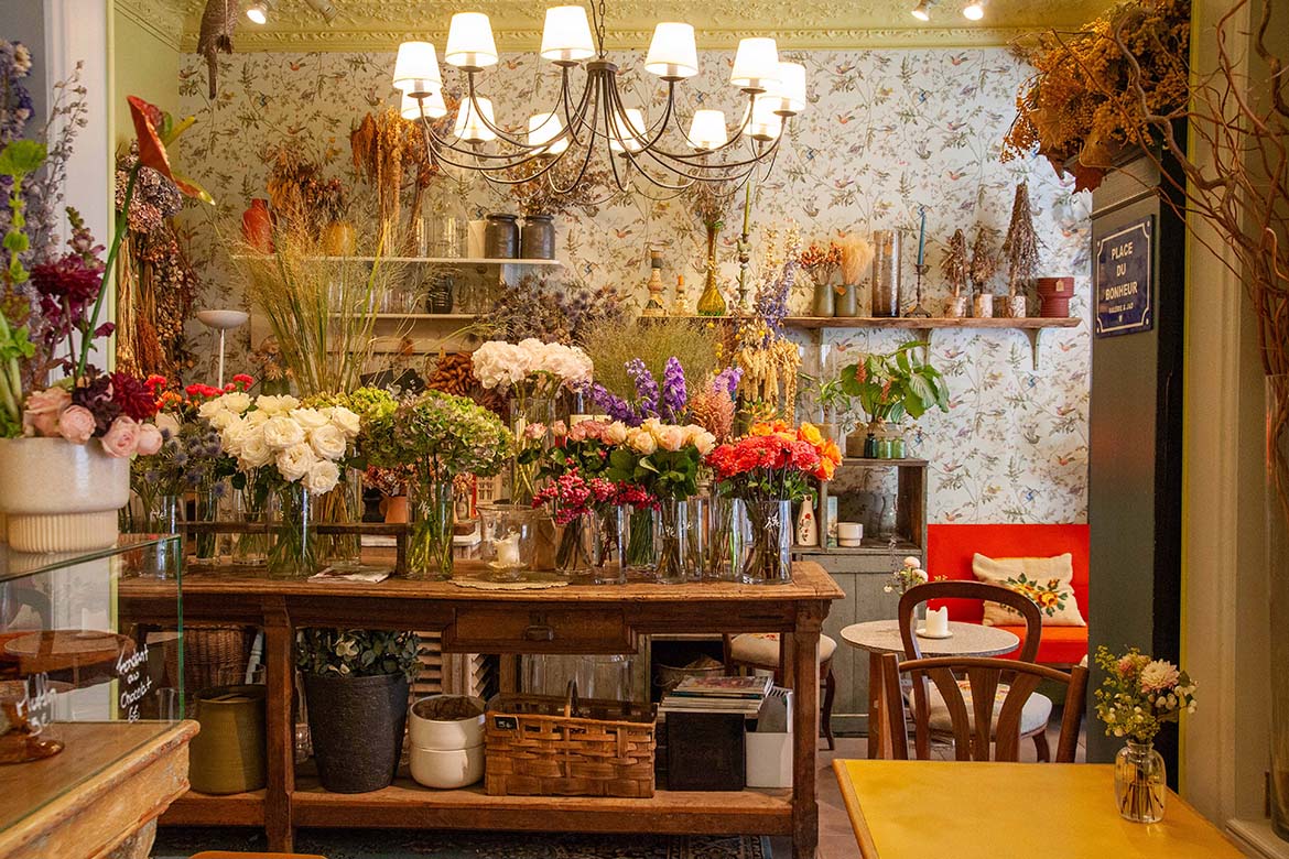 Le44, des fleurs, des choses et un café